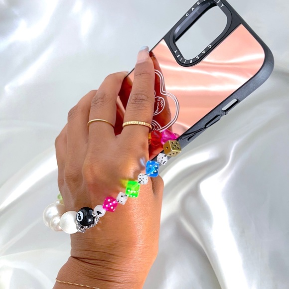 Beaded phone charm y2k aesthetic wildflower - Picture 2 of 2